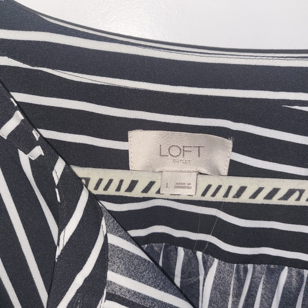 LOFT Outlet Dress Navy and White stripes